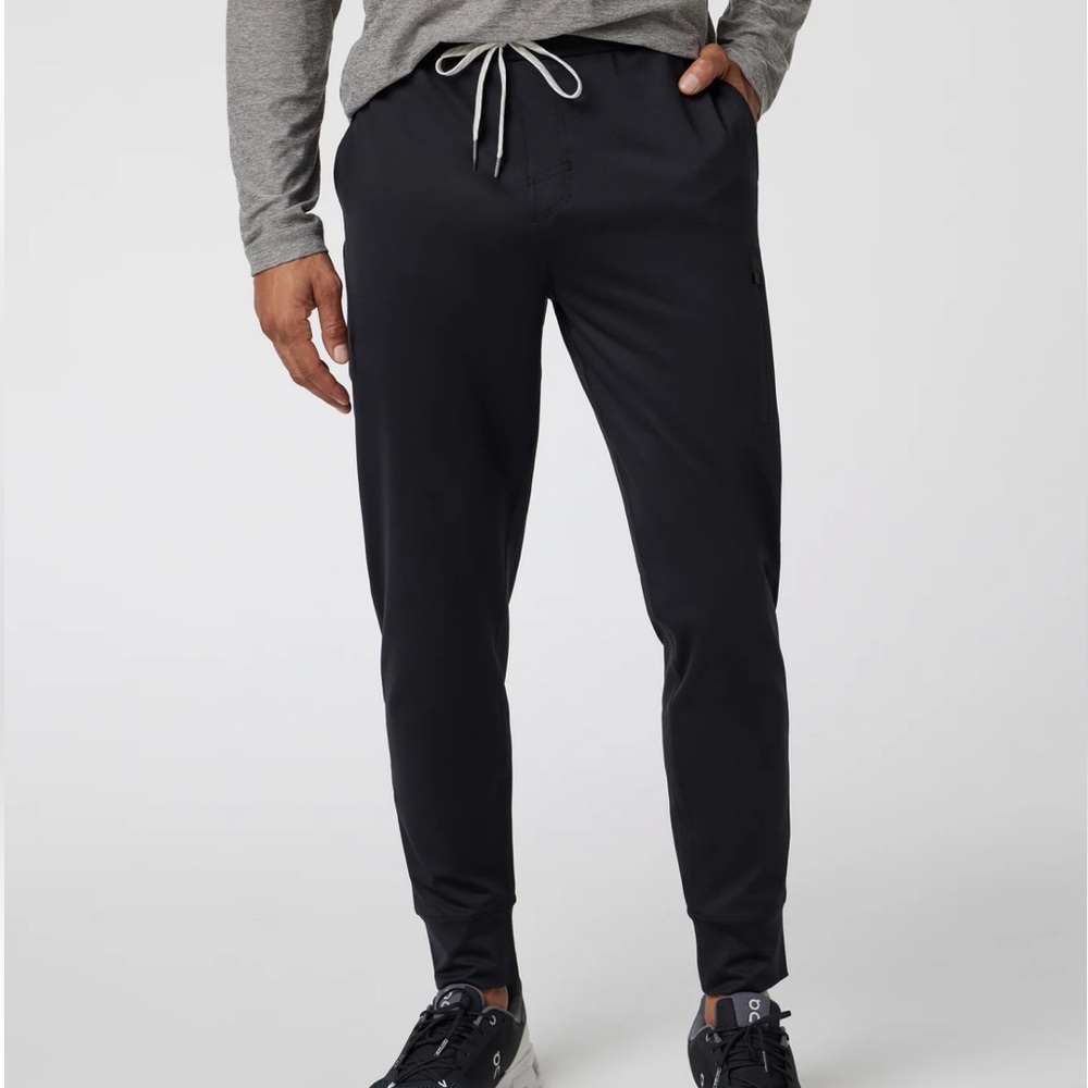 NWOT Vuori Sunday Performance Jogger
